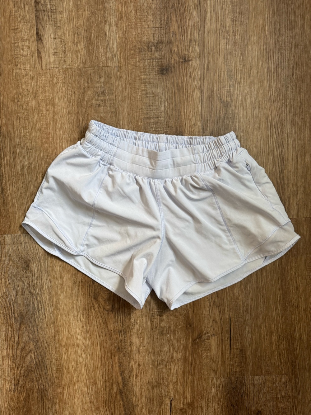 lululemon Hotty Hot Low Rise Lined Shorts in Periwinkle